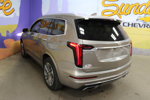Used 2022 Cadillac XT6 Premium Luxury AWD/4WD image 6