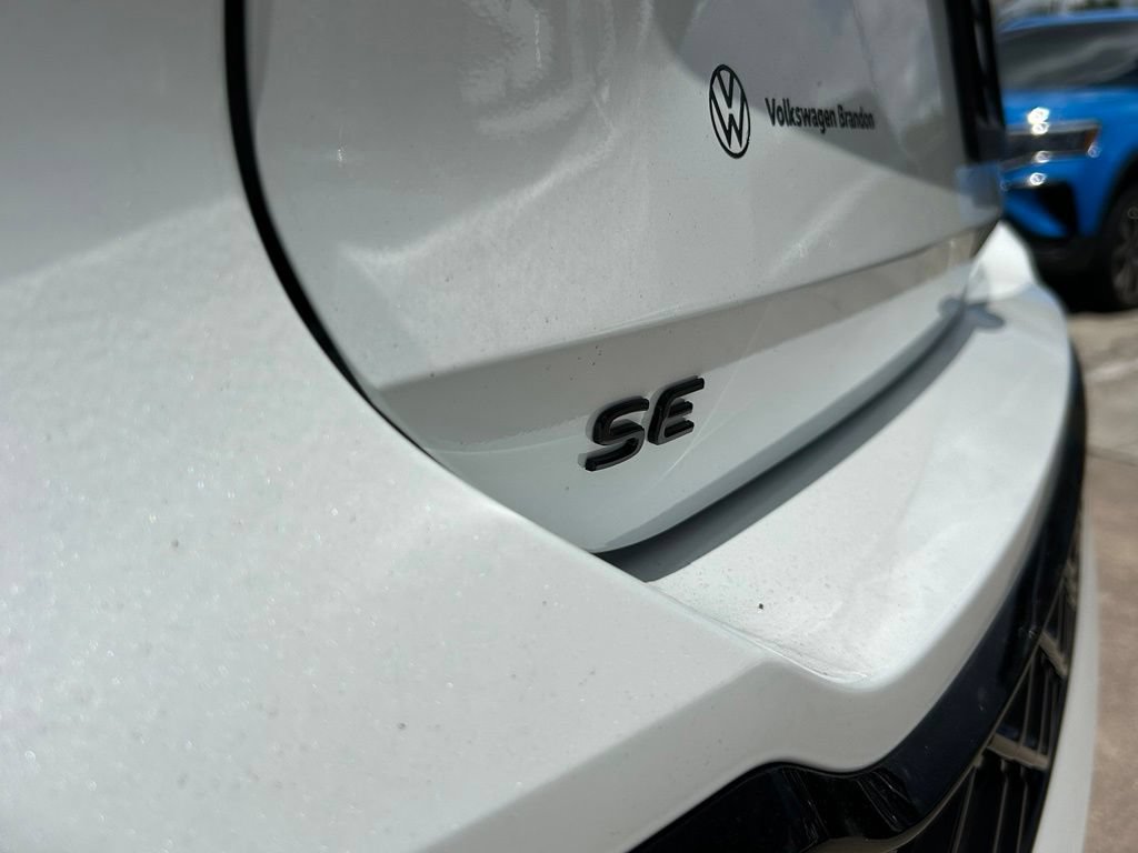 New 2026 Volkswagen Tiguan SE R-Line FWD image 46