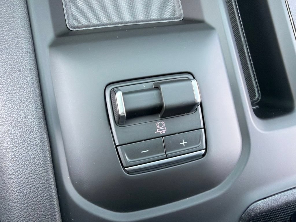 New 2026 GMC Sierra 2500 AT4 w/ AT4 Premium Plus Package AWD/4WD image 28