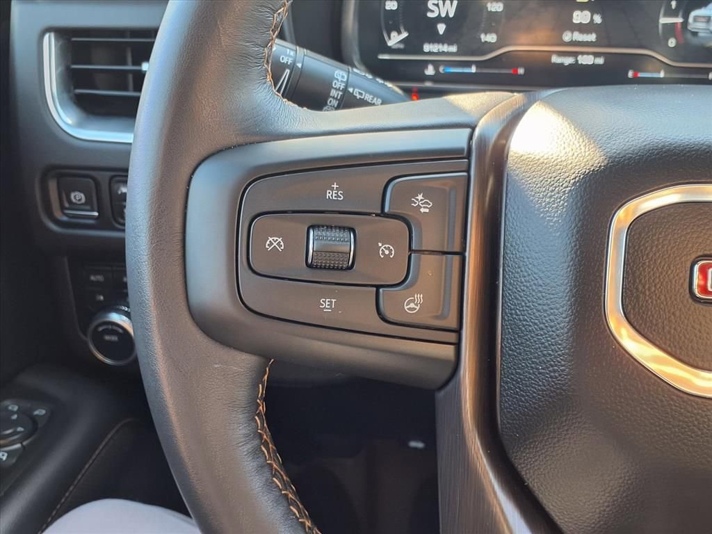 Used 2022 GMC Yukon AT4 image 16