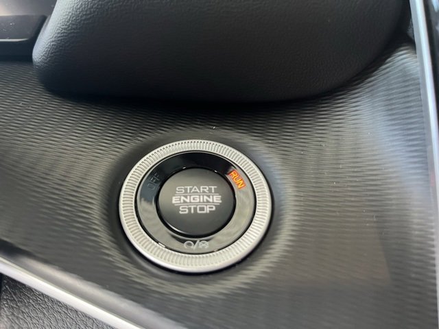 New 2025 Jeep Grand Cherokee L Laredo w/ Luxury Tech Group I image 22