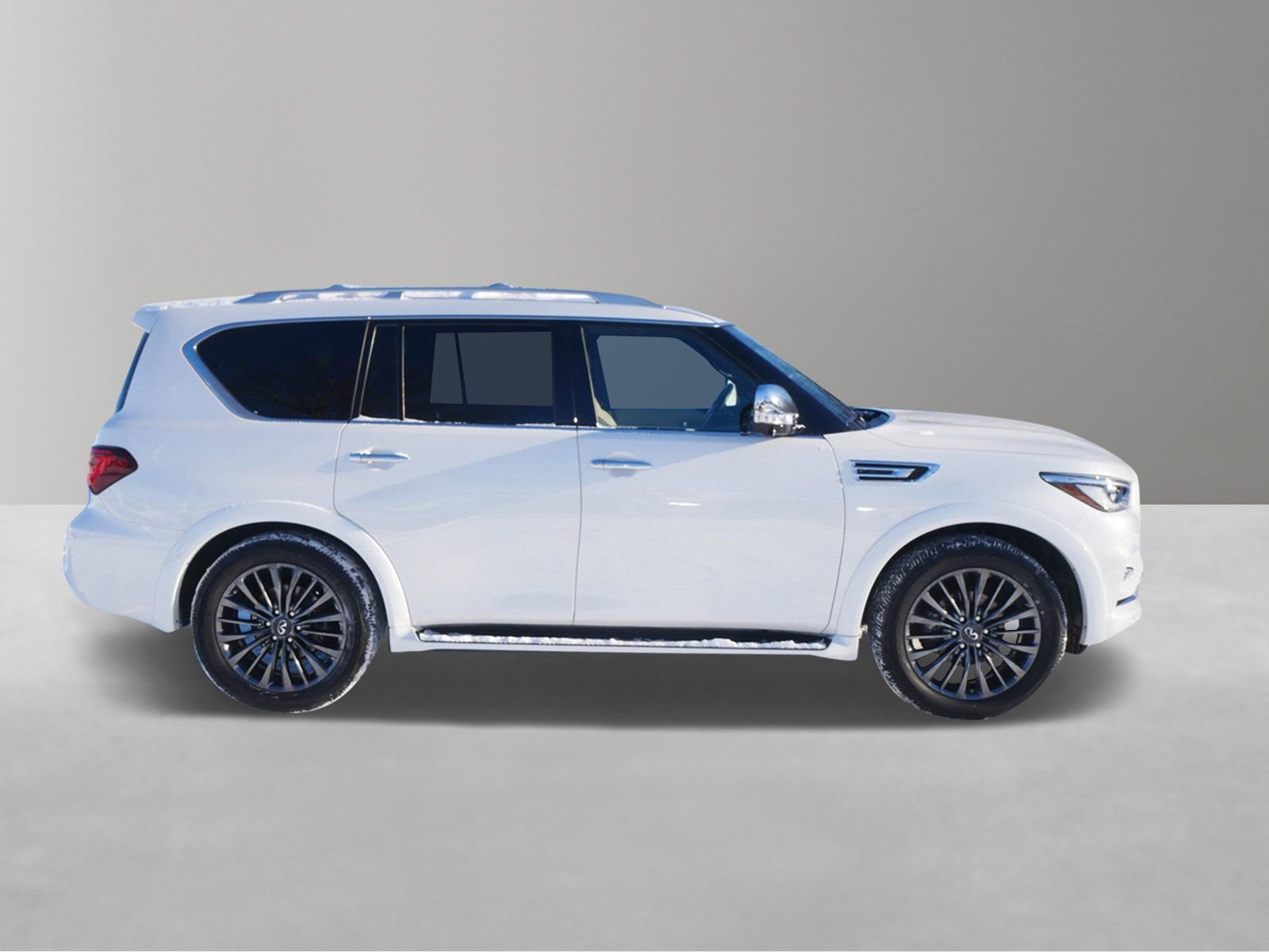 Used 2022 INFINITI QX80 Sensory w/ Cargo Package image 5
