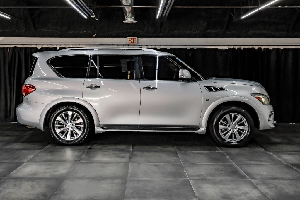 Used 2016 INFINITI QX80 2WD w/ Driver's Assistance Package image 8