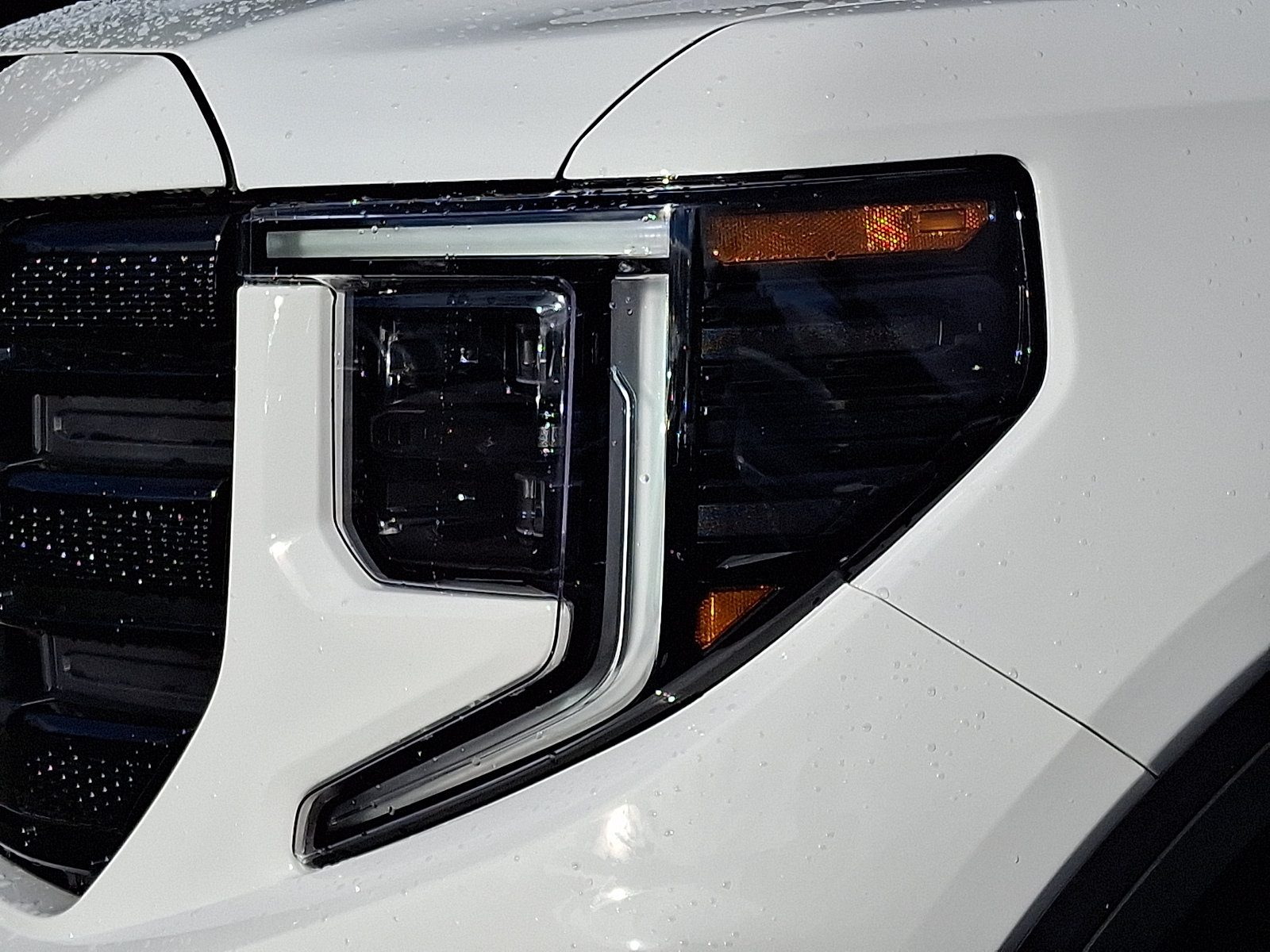 Used 2026 GMC Sierra 1500 Elevation AWD/4WD image 9