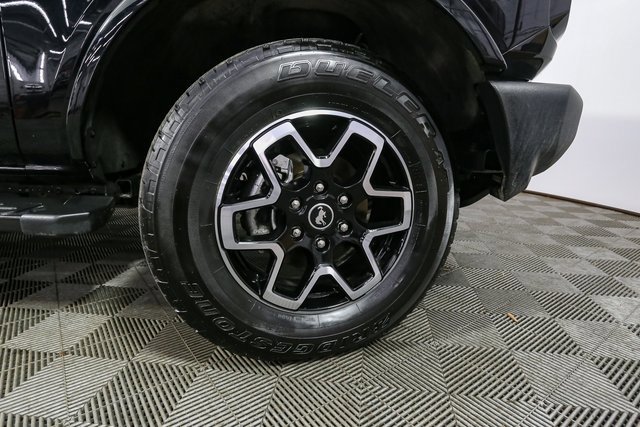 Used 2023 Ford Bronco Outer Banks image 13