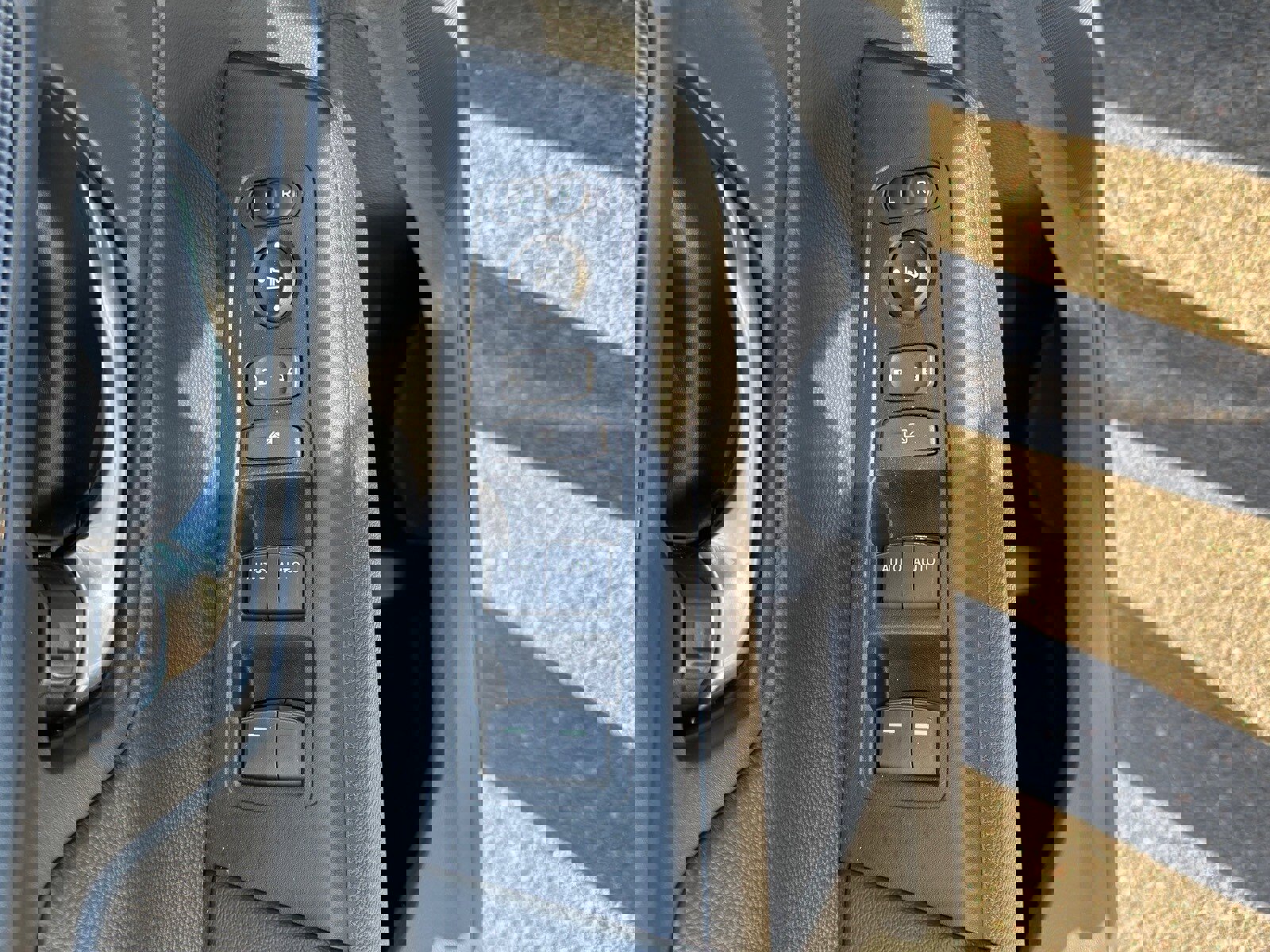 Used 2024 Honda CR-V EX image 33