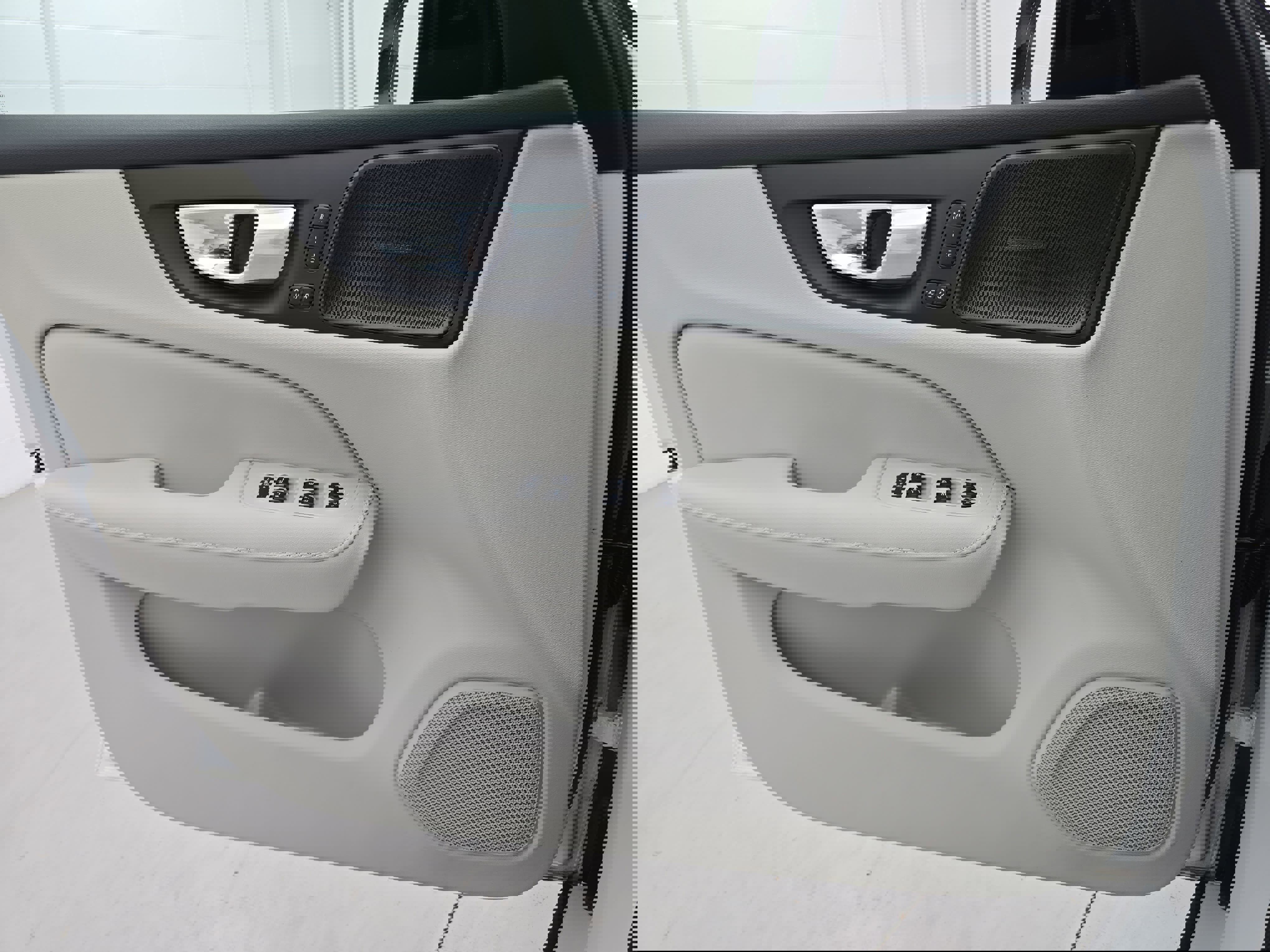 Used 2023 Volvo S60 B5 Plus w/ Climate Package image 26