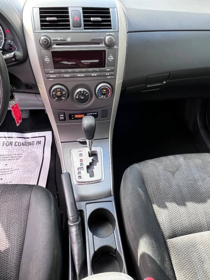 Used 2011 Toyota Corolla S w/ Preferred Accessory Pkg FWD image 26