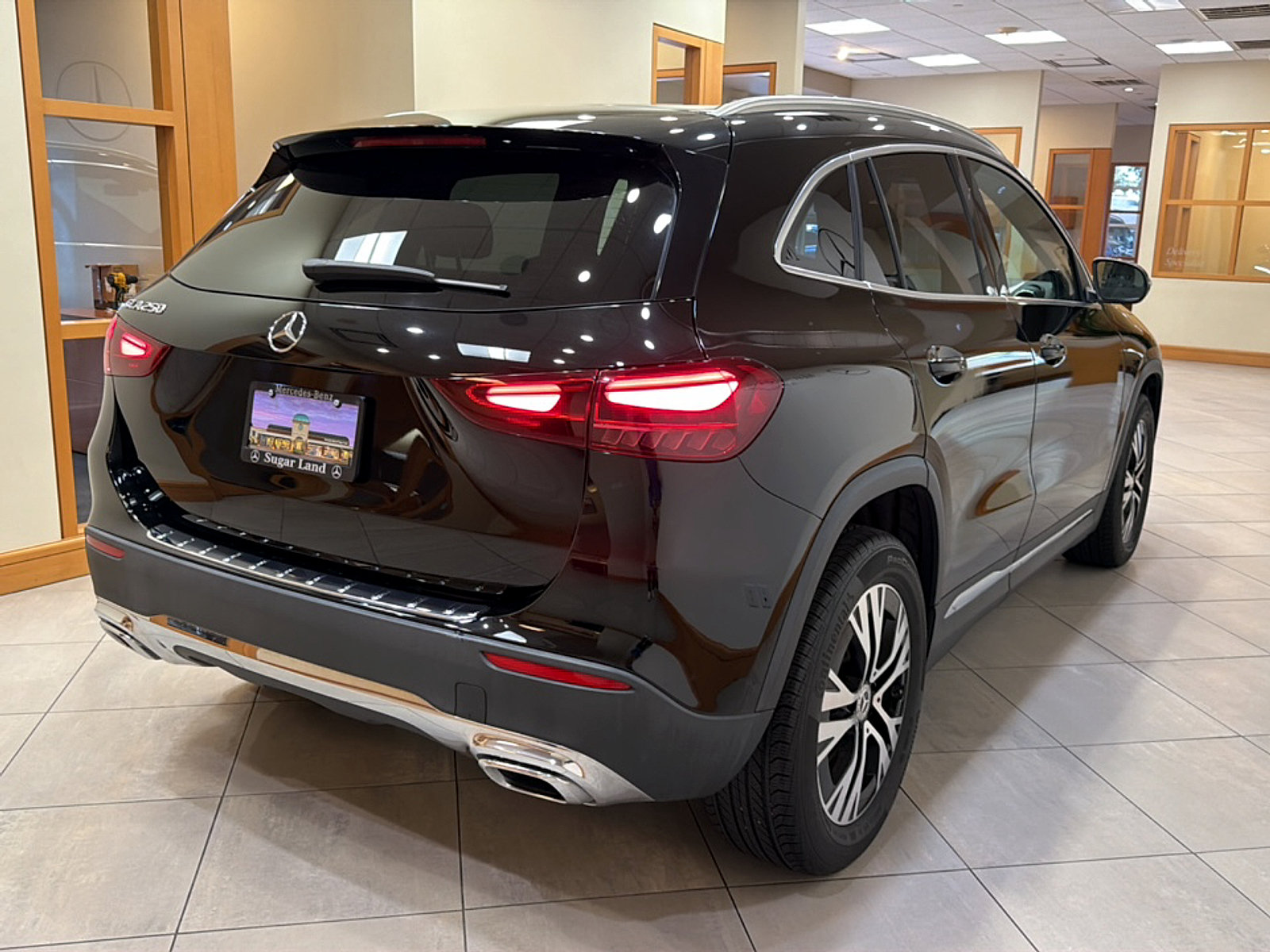 Certified 2025 Mercedes-Benz GLA 250 image 6