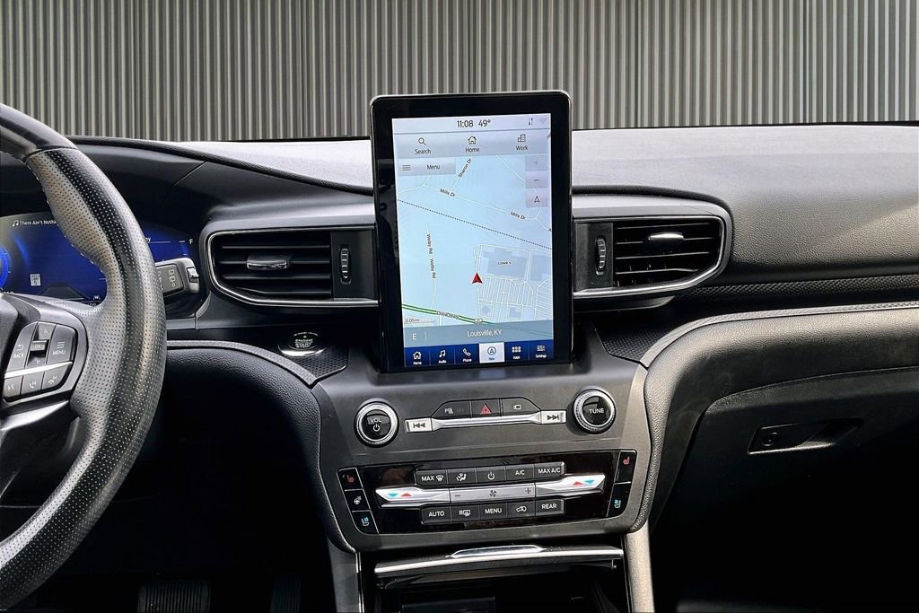 Used 2020 Ford Explorer ST w/ Premium Technology Package image 7