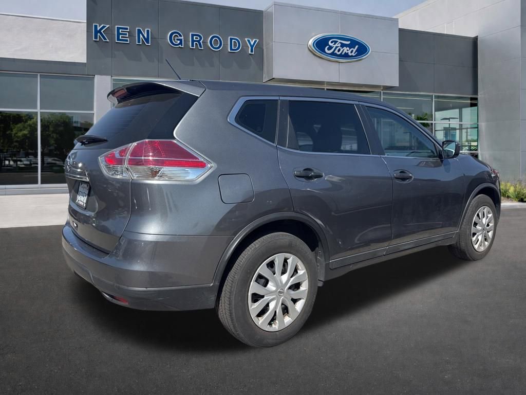 Used 2016 Nissan Rogue S image 3