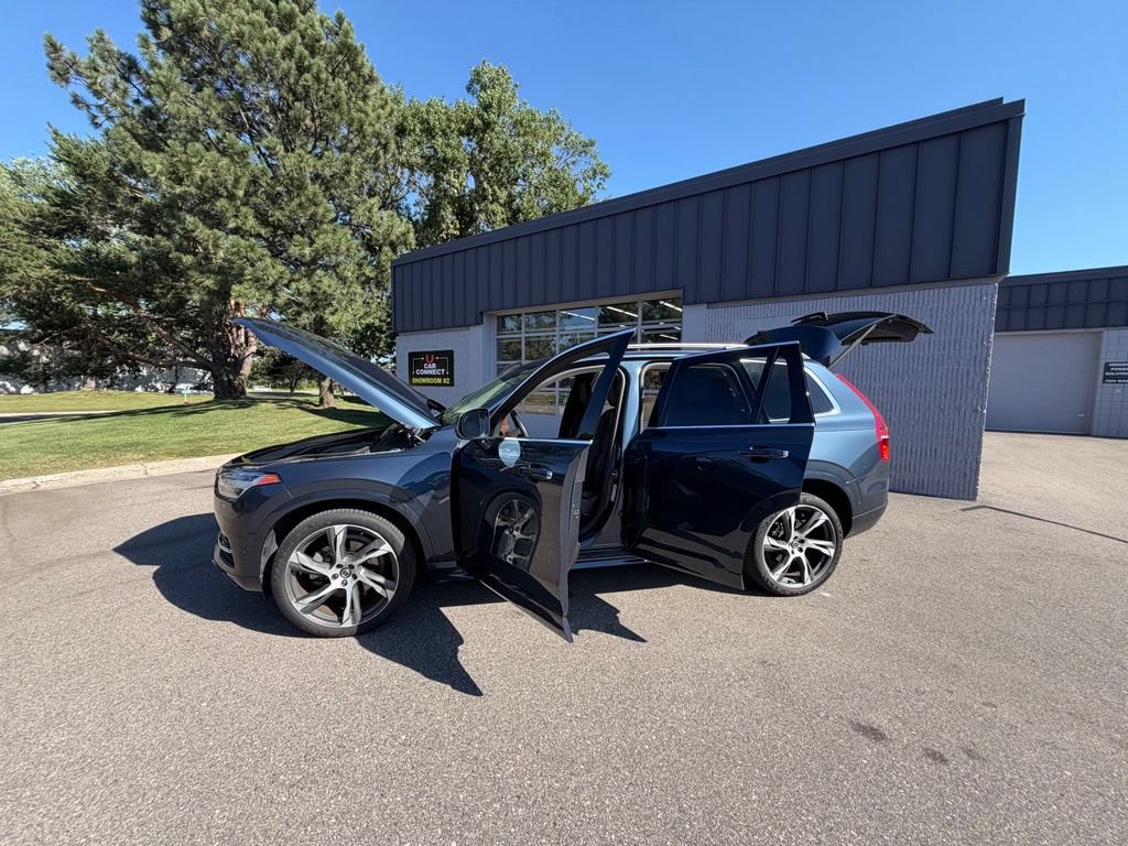 Used 2019 Volvo XC90 T6 Momentum w/ Advanced Package AWD/4WD image 32