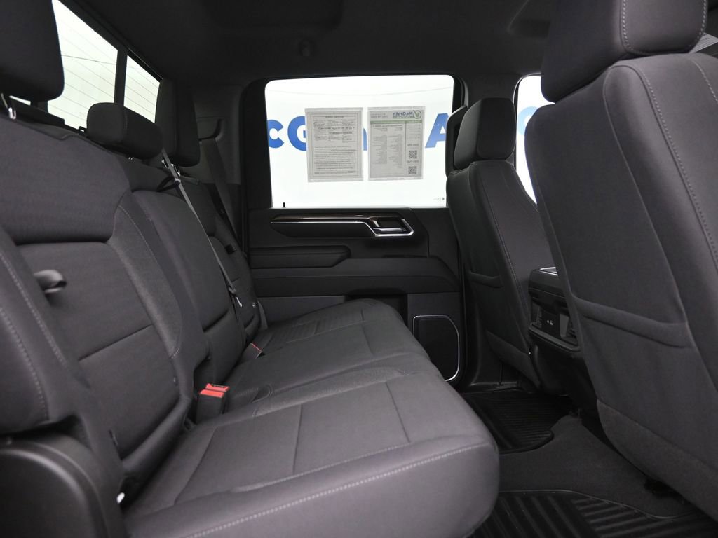 Used 2024 Chevrolet Silverado 3500 LT w/ Convenience Package image 8