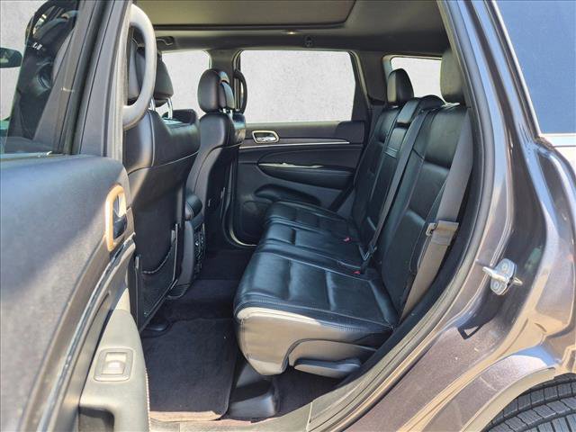 Used 2017 Jeep Grand Cherokee Limited w/ Luxury Group II RWD image 19