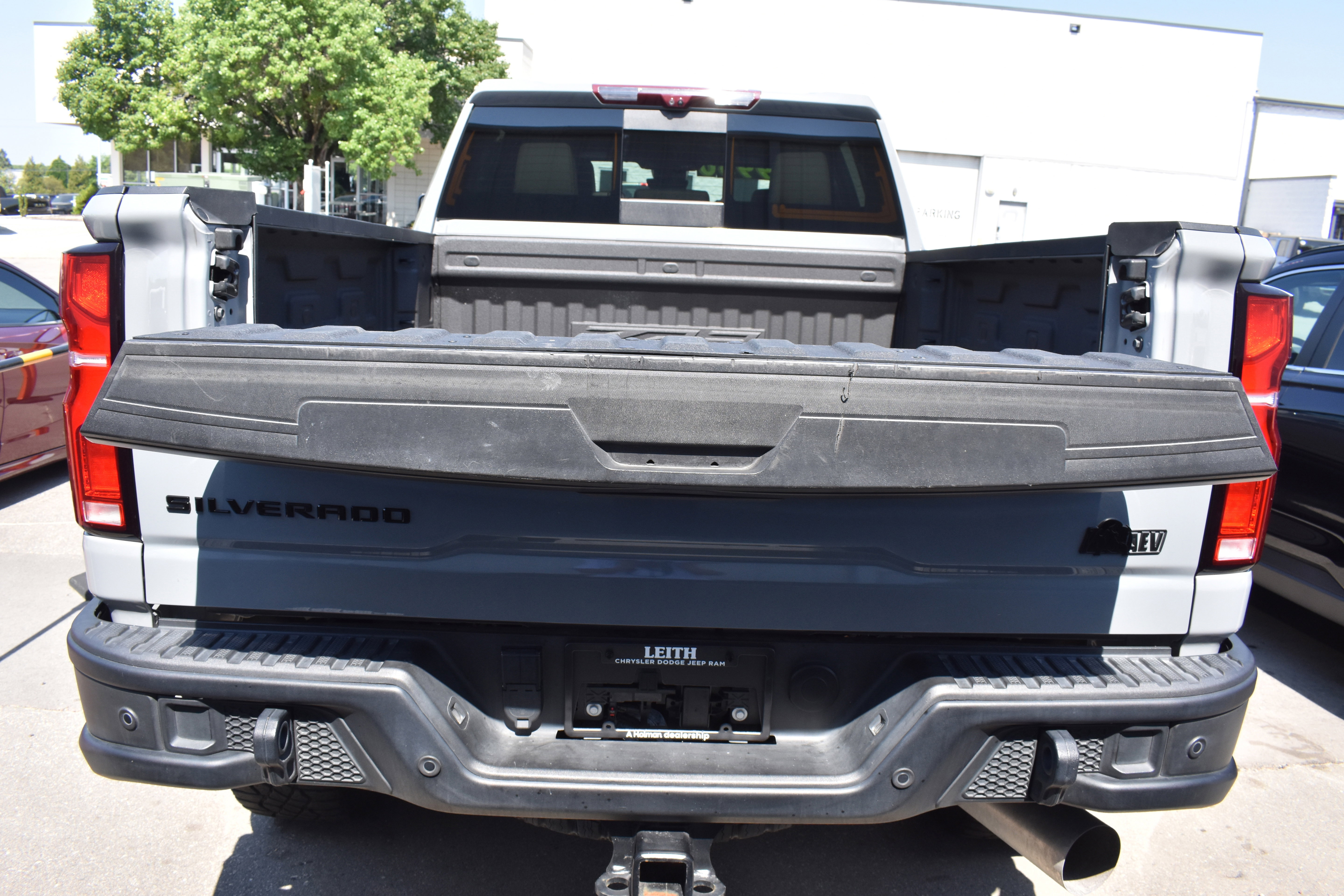 Used 2024 Chevrolet Silverado 2500 ZR2 w/ ZR2 Bison Edition AWD/4WD image 32