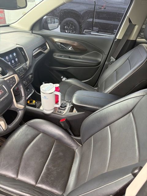 Used 2018 GMC Terrain Denali w/ Advanced Safety Package AWD/4WD image 11