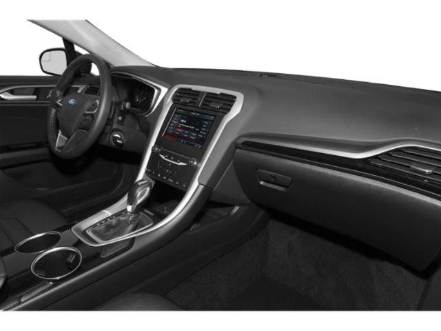 Used 2015 Ford Fusion SE w/ Equipment Group 202A FWD image 18