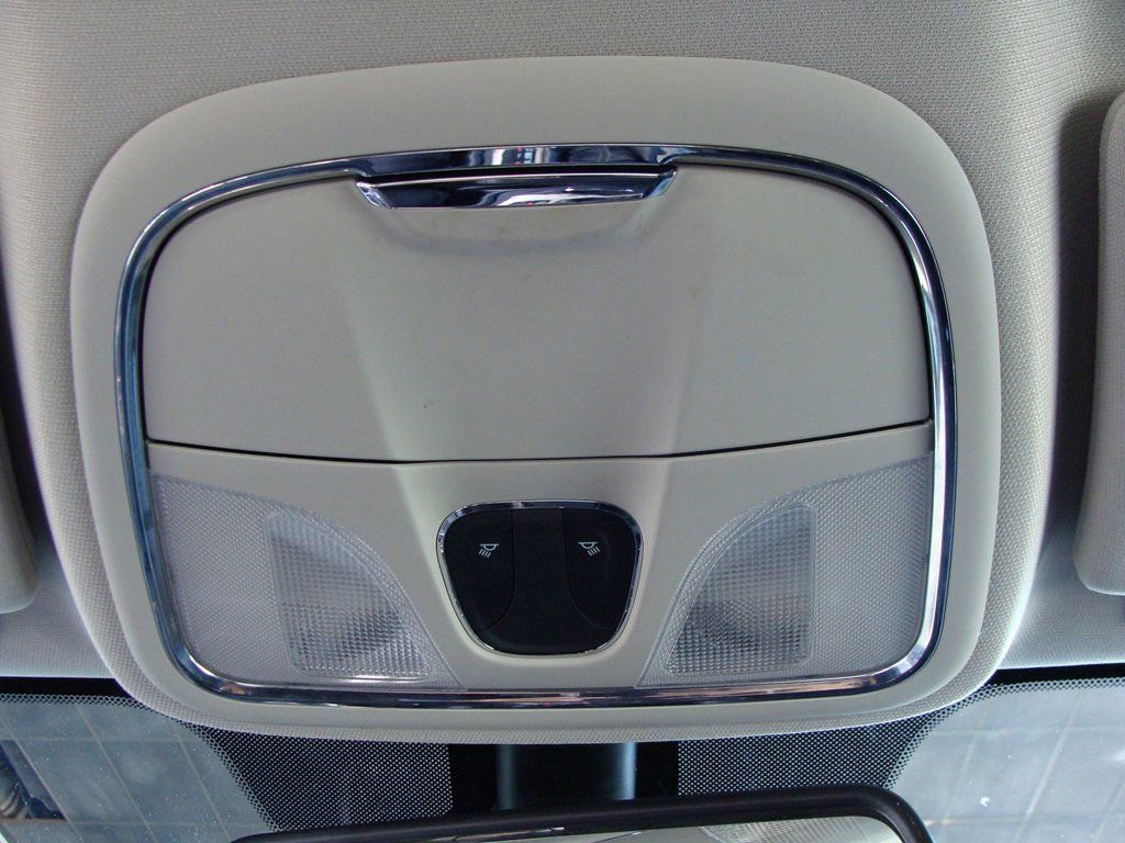 Used 2017 Jeep Cherokee Sport image 26