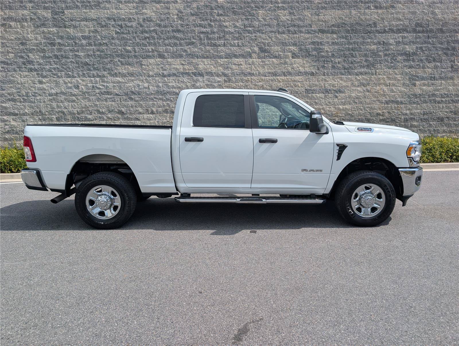 Used 2024 RAM 2500 Big Horn w/ Bed Utility Group AWD/4WD image 6