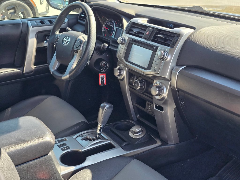 Used 2017 Toyota 4Runner SR5 Premium AWD/4WD image 11