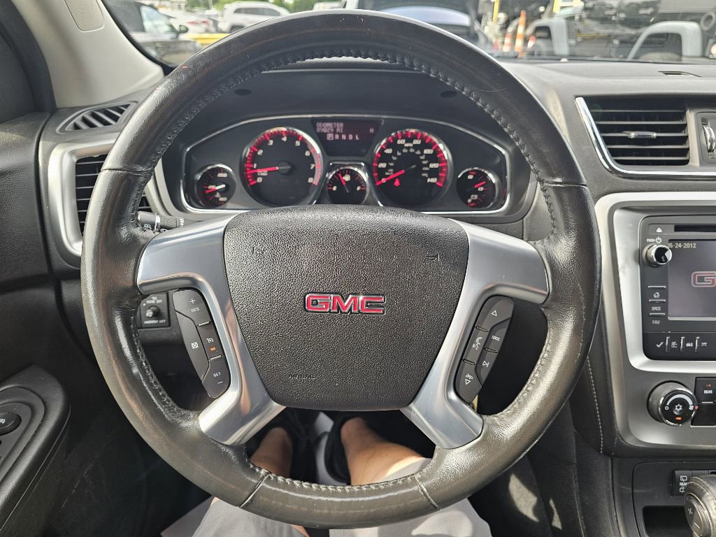 Used 2014 GMC Acadia SLE FWD image 30