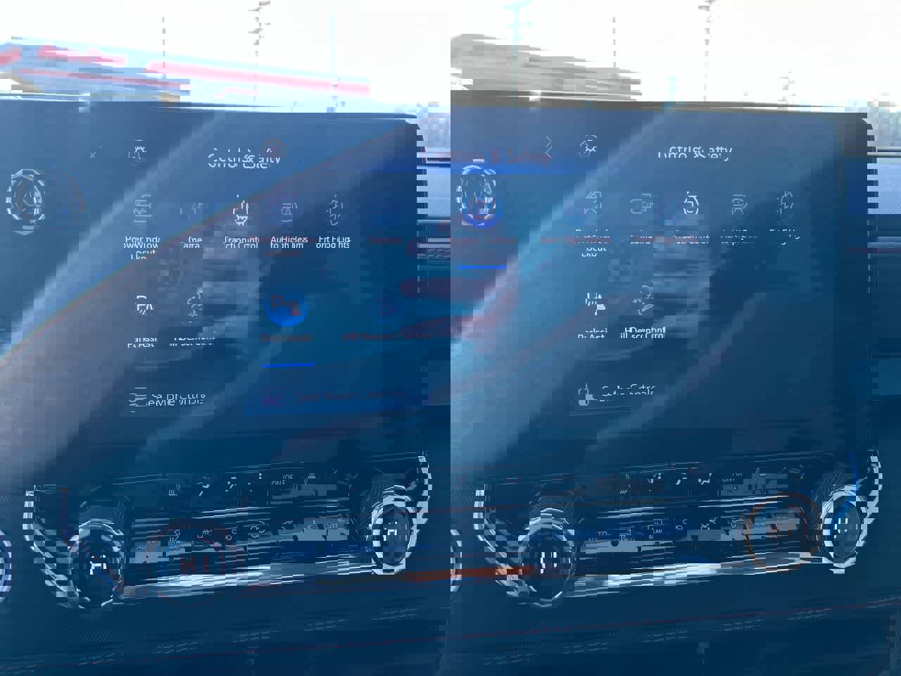 Used 2024 Chevrolet Colorado Z71 w/ Z71 Convenience Package 2 image 18