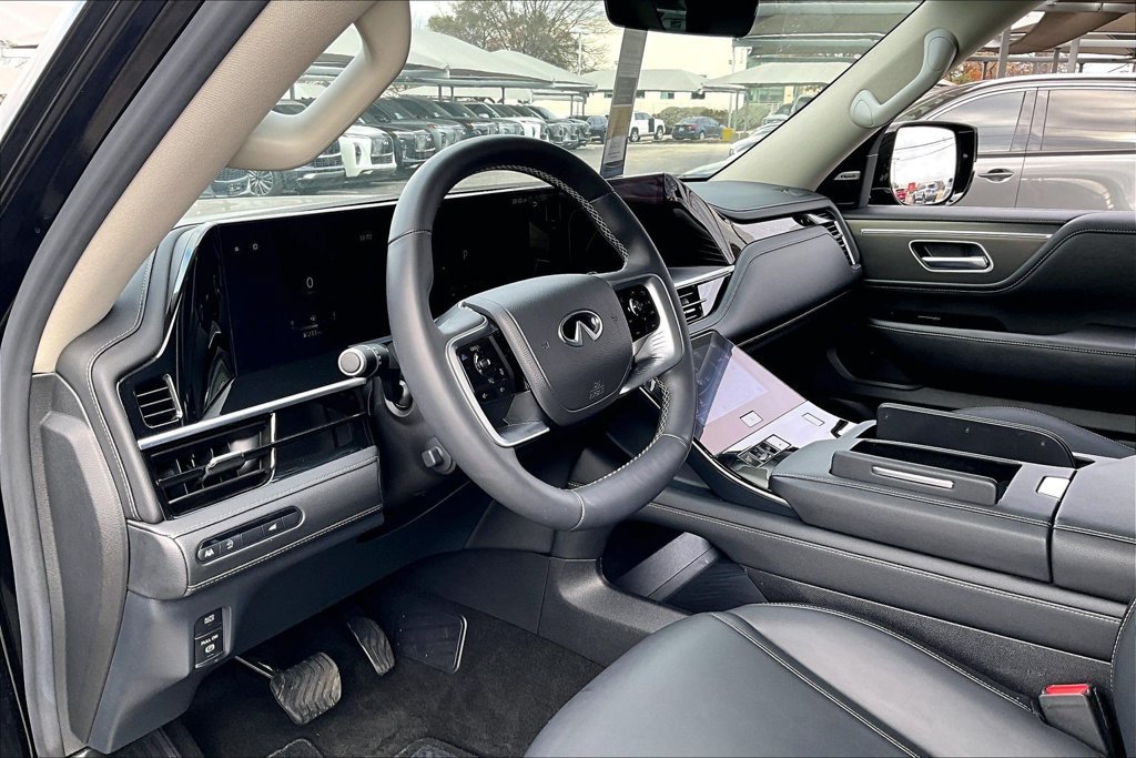 Certified 2025 INFINITI QX80 Pure w/ Cargo Package AWD/4WD image 17