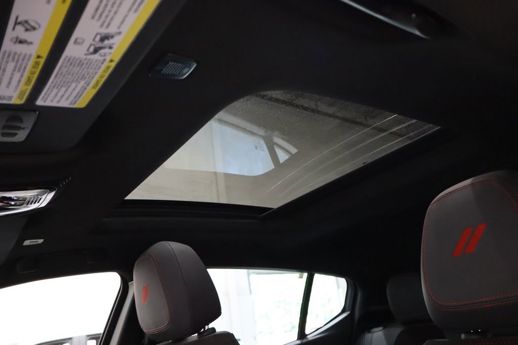 Used 2024 Dodge Hornet R/T image 16