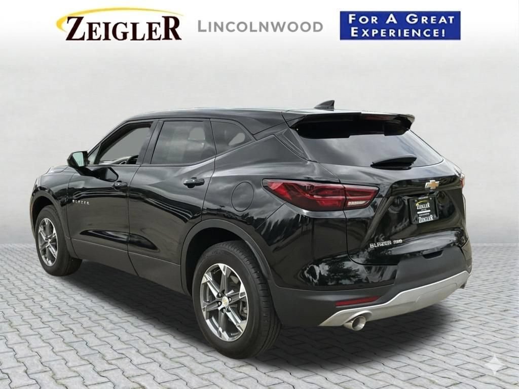 Used 2023 Chevrolet Blazer LT w/ Driver Confidence Package AWD/4WD image 4