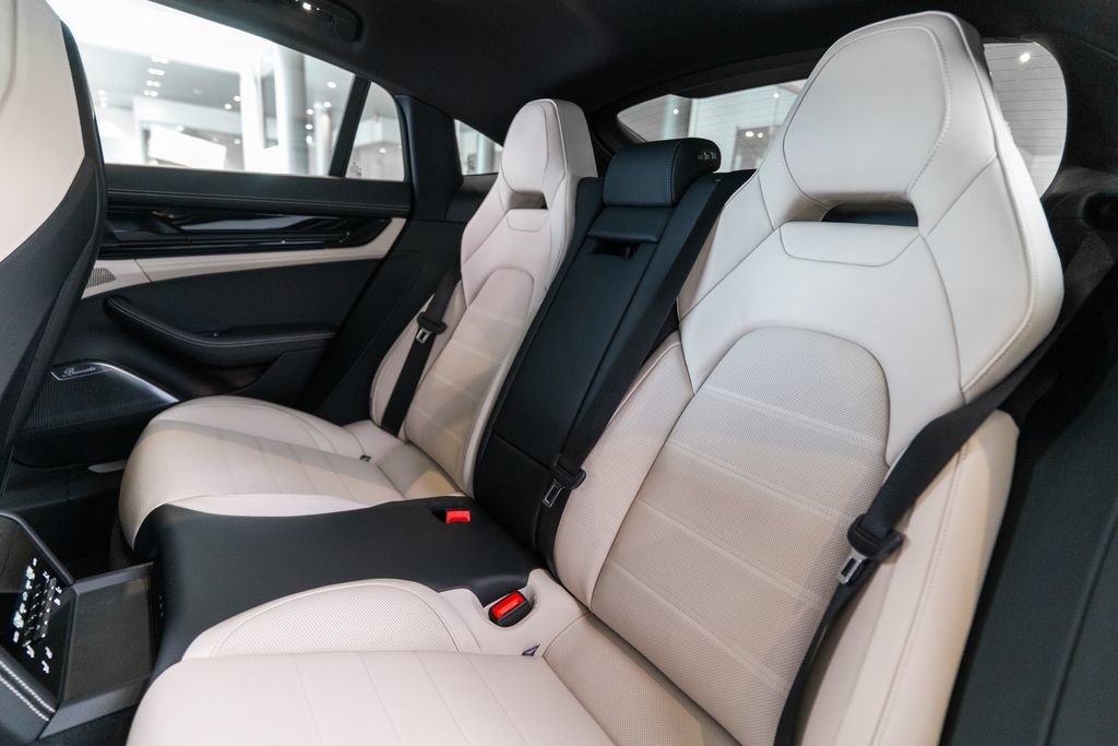 New 2026 Porsche Panamera 4 E-Hybrid AWD/4WD image 35