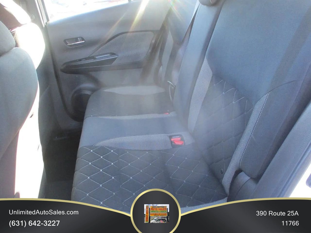 Used 2018 Nissan Kicks SV FWD image 7