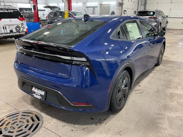 New 2026 Toyota Prius Plug-In Hybrid FWD image 6