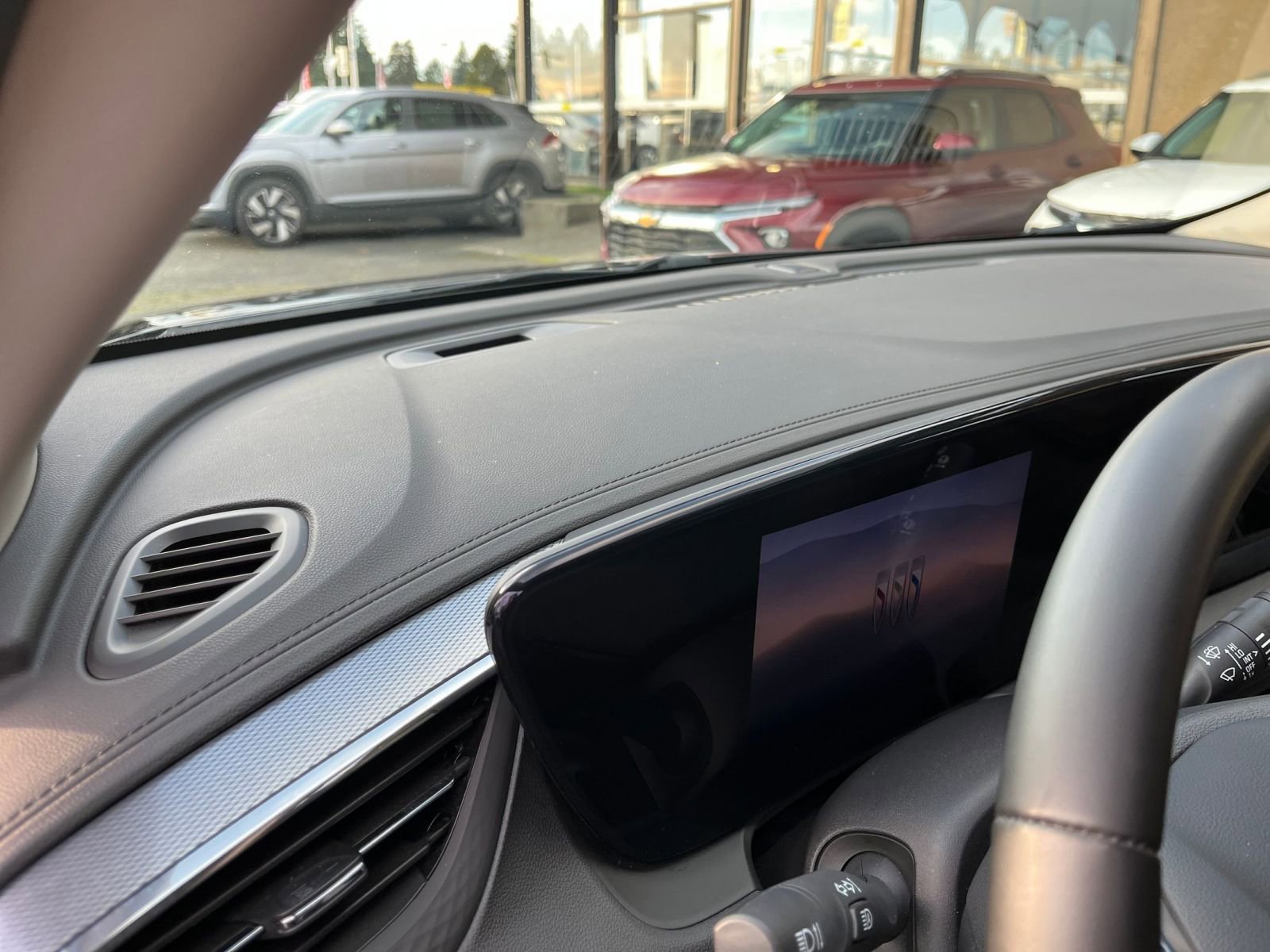 Used 2025 Buick Encore GX Preferred image 35