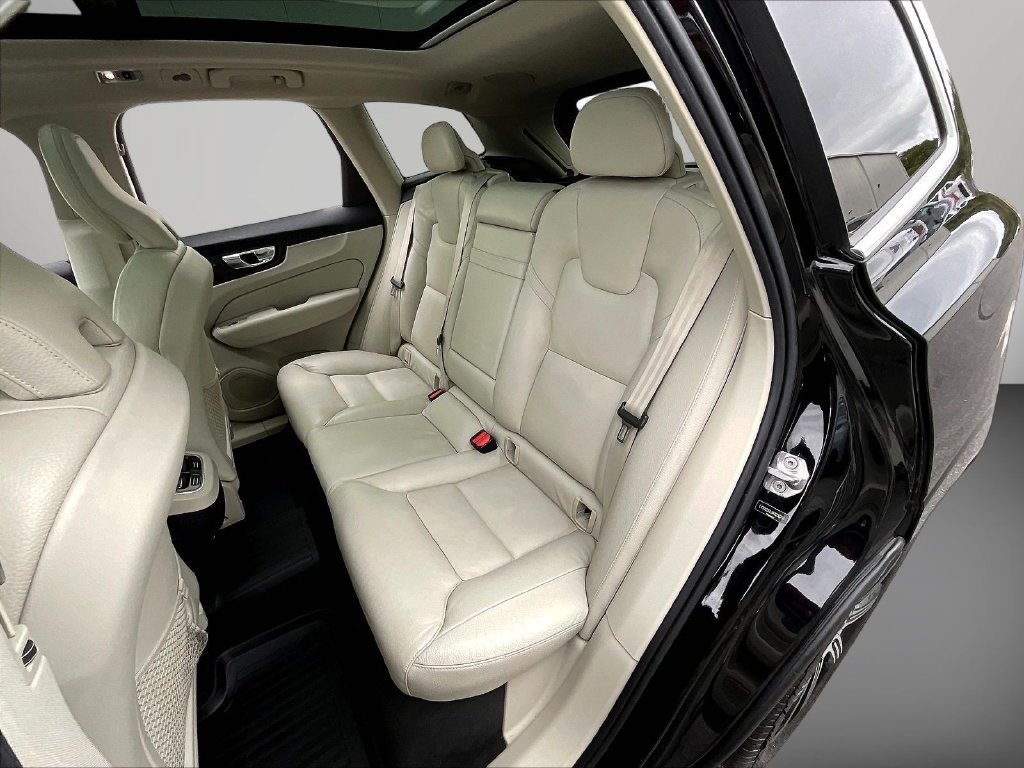 Used 2019 Volvo XC60 T6 Inscription w/ Protection Package AWD/4WD image 21