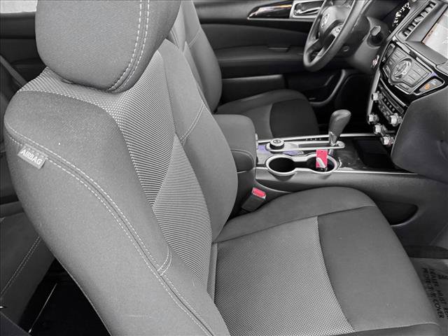 Used 2017 Nissan Pathfinder S image 18