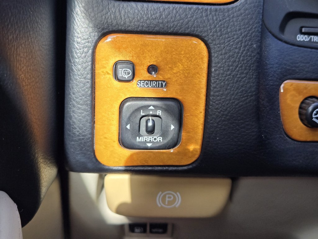Used 2002 Lexus SC 430 Convertible RWD image 23