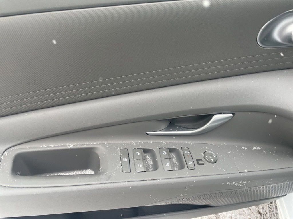 New 2024 Hyundai Elantra SEL w/ Convenience Package image 20