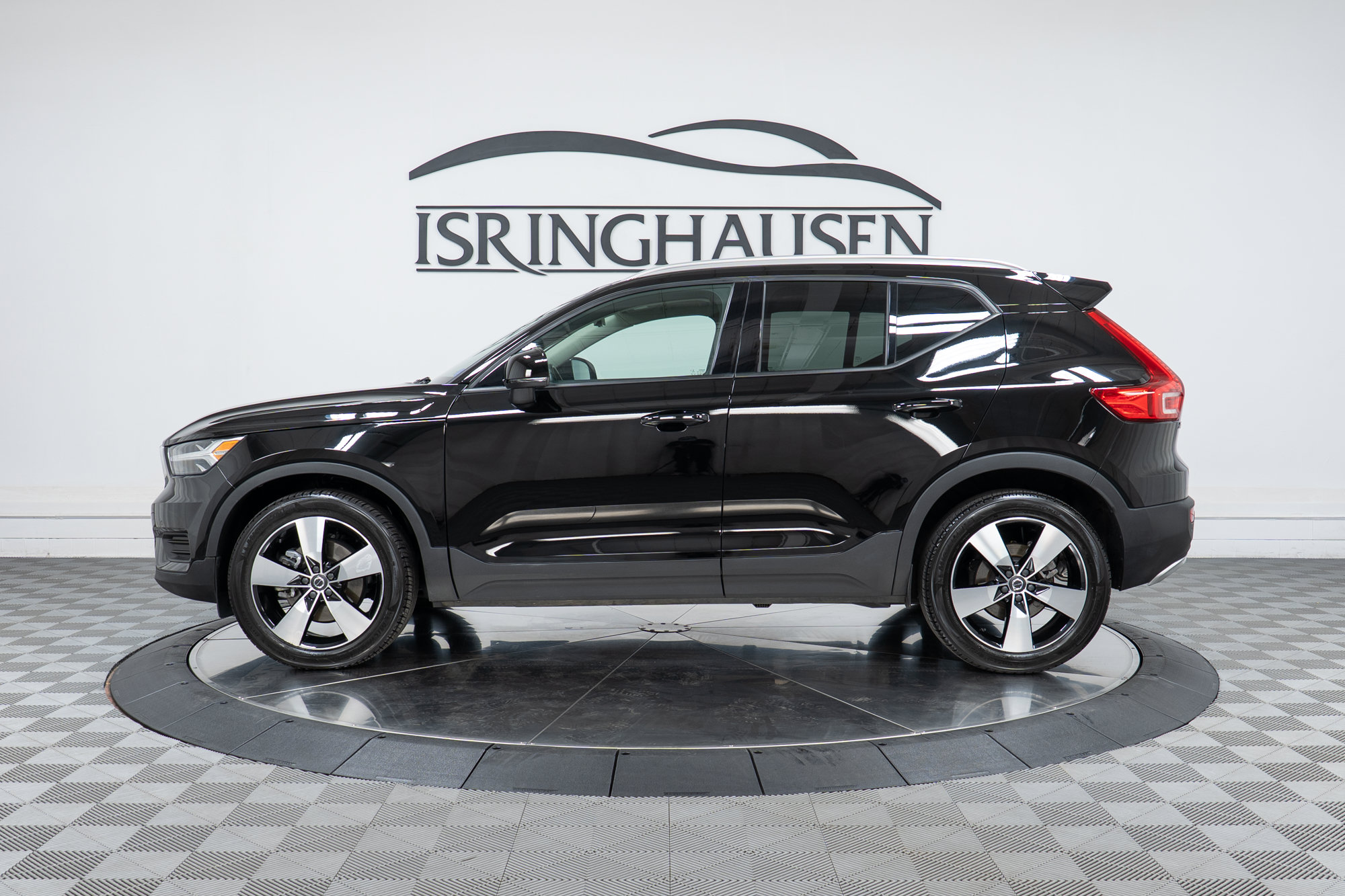 Used 2020 Volvo XC40 T5 Momentum AWD/4WD image 8