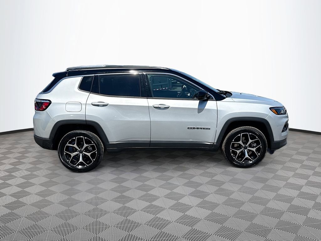 Used 2026 Jeep Compass Limited image 5