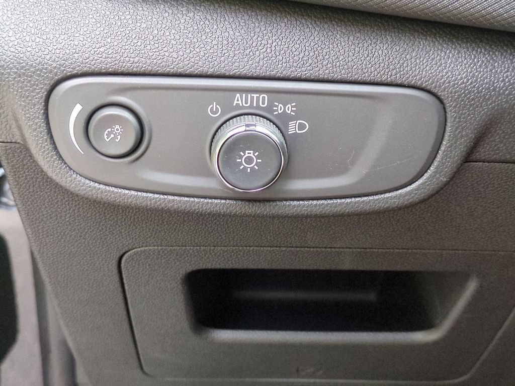 New 2026 Chevrolet TrailBlazer LS w/ LS Convenience Package FWD image 21
