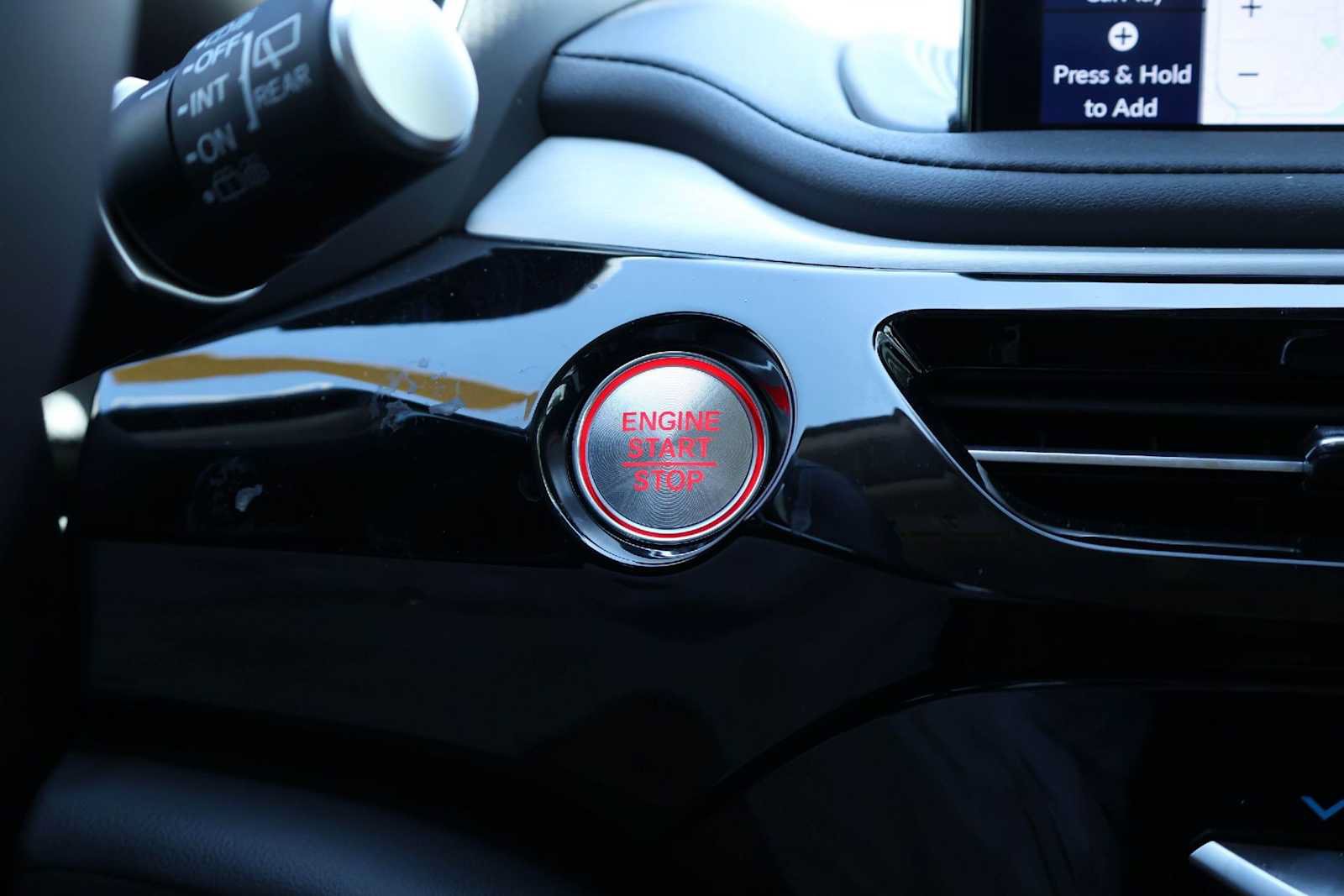 Certified 2026 Acura MDX w/ Technology Package FWD image 25