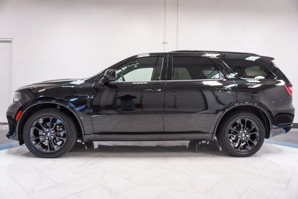 Used 2023 Dodge Durango R/T w/ Blacktop Package AWD/4WD image 34