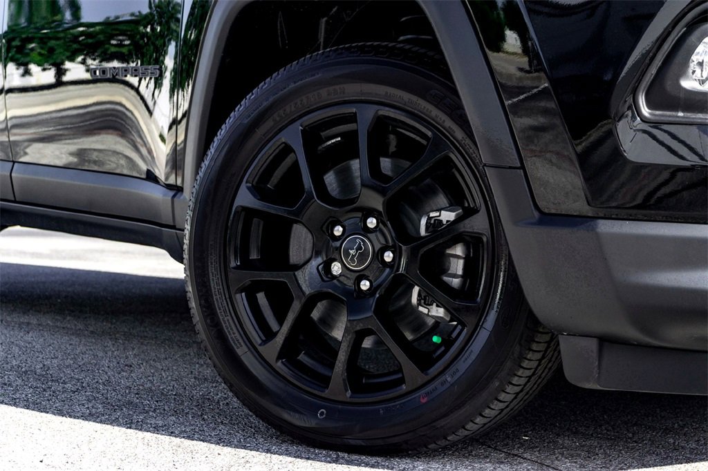 New 2026 Jeep Compass Latitude image 2