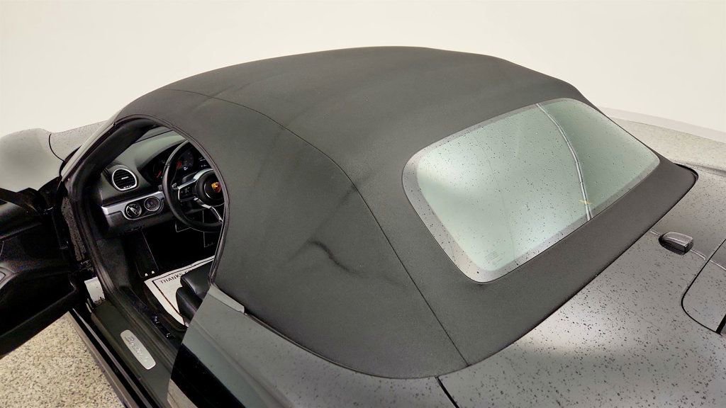 Used 2018 Porsche 718 Boxster S RWD image 10
