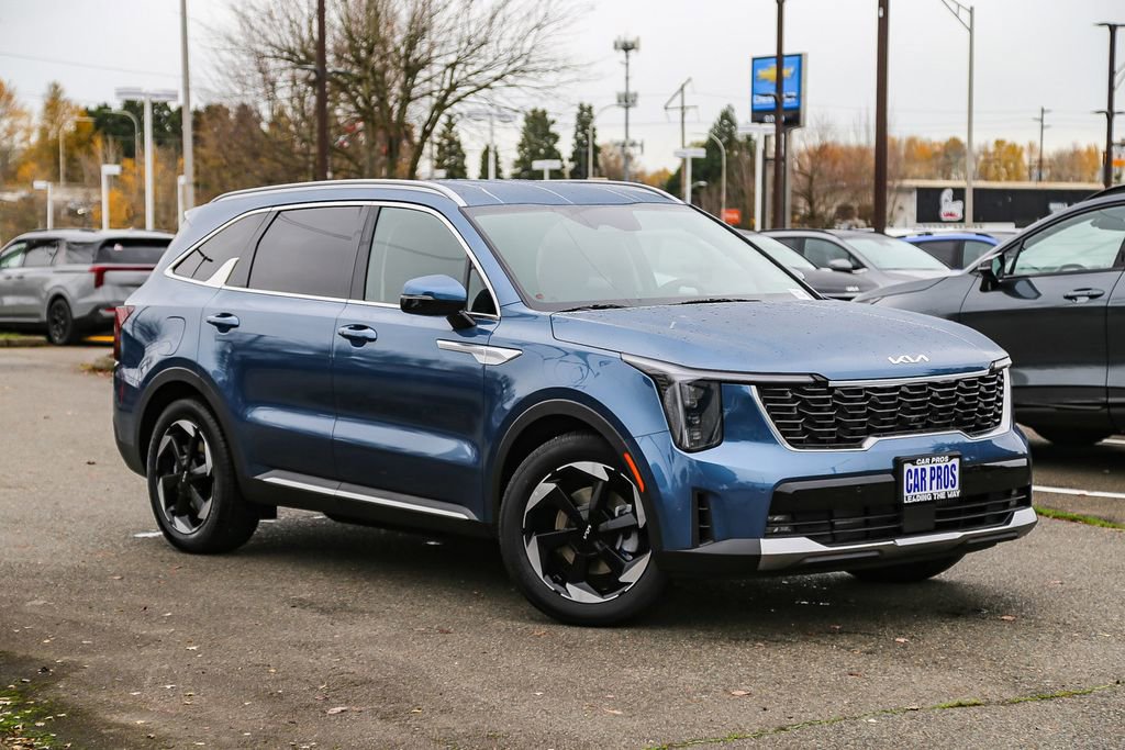 Certified 2026 Kia Sorento EX AWD/4WD image 2
