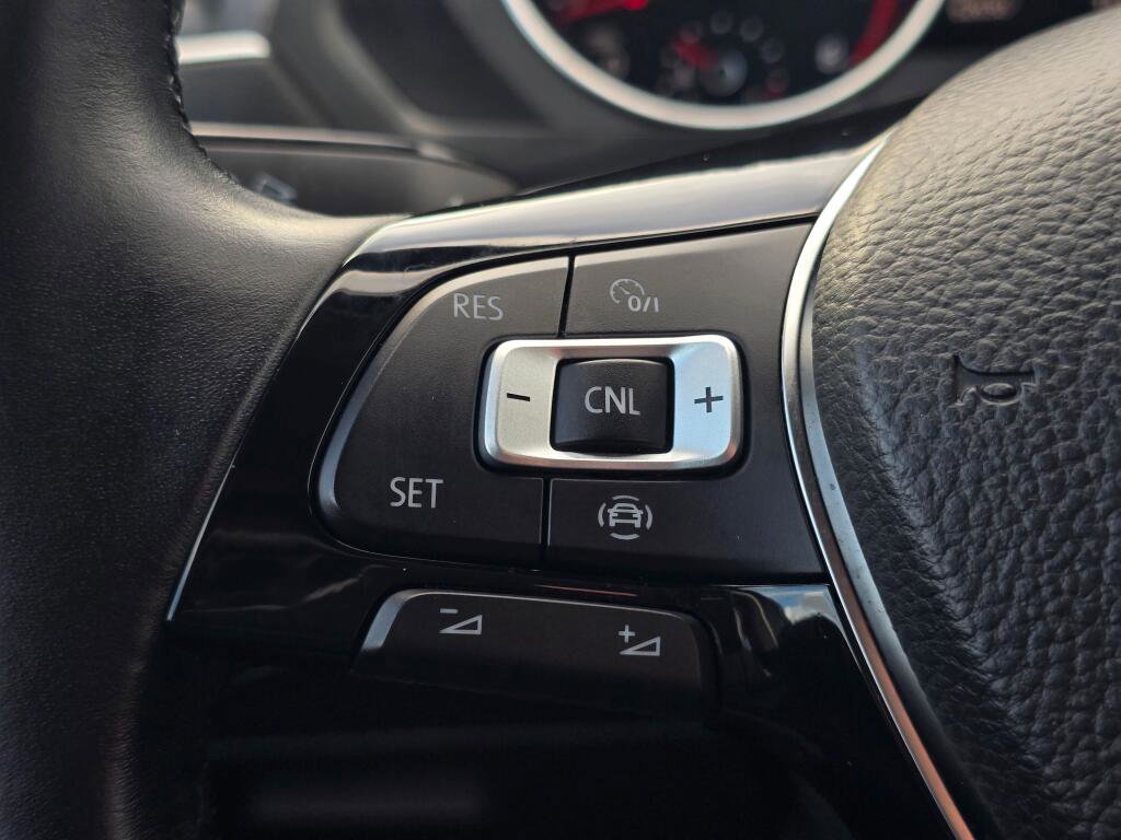 Used 2019 Volkswagen Tiguan SE w/ 3rd Row Seat Package image 46