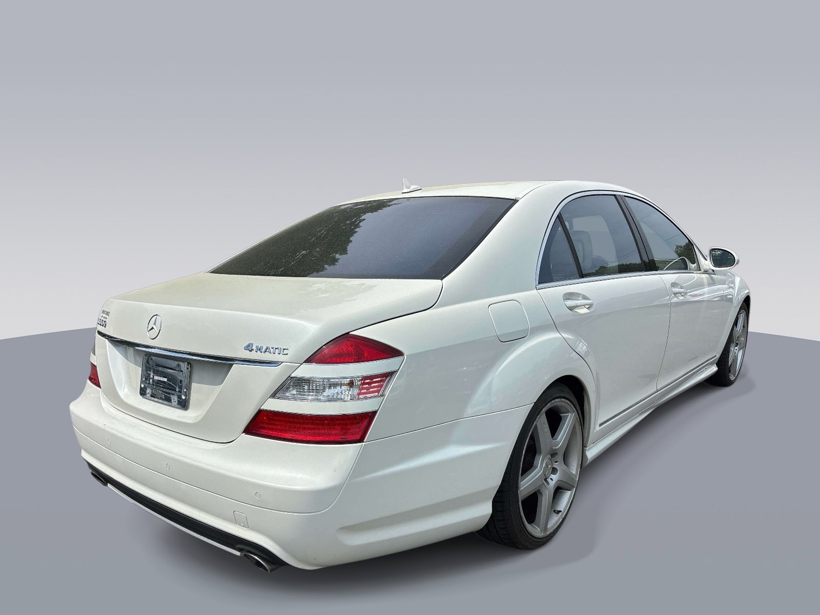 Used 2009 Mercedes-Benz S 550 4MATIC image 3
