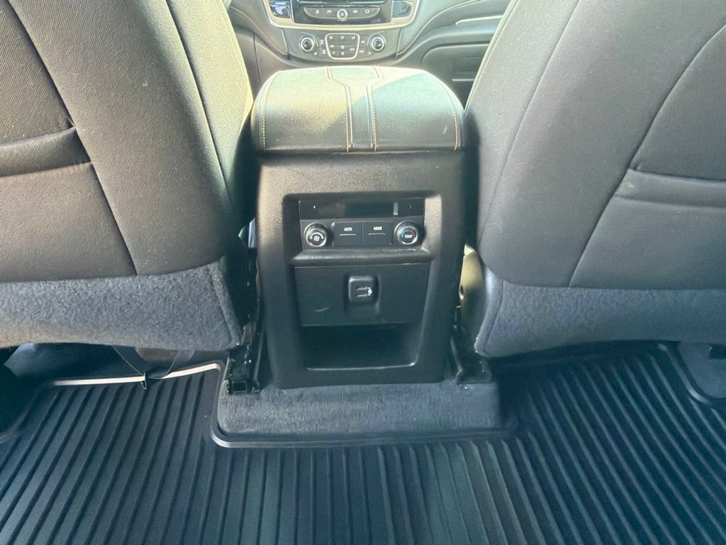 Used 2021 Chevrolet Traverse LT AWD/4WD image 20