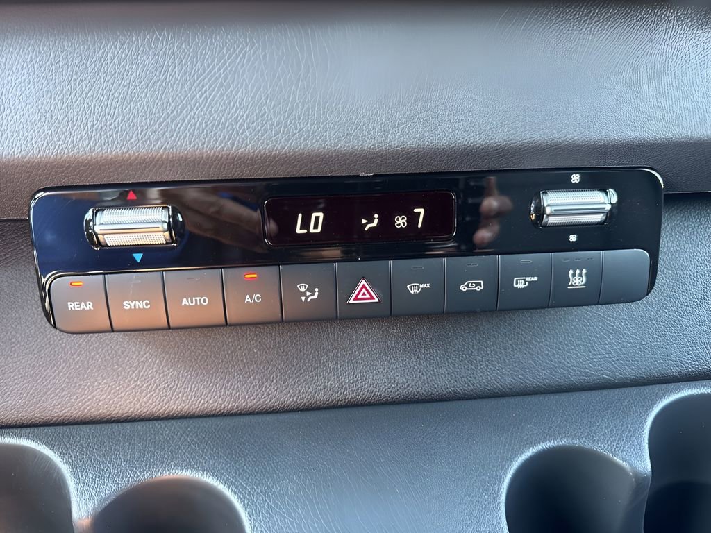 Used 2025 Mercedes-Benz Sprinter 2500 image 17