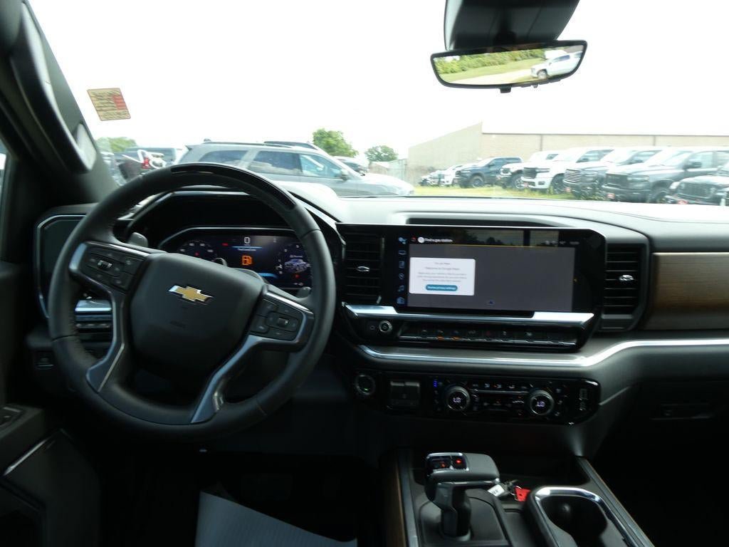New 2026 Chevrolet Silverado 1500 High Country AWD/4WD image 17